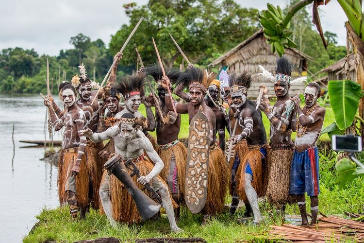 Mengenal Suku Asmat Asal Papua: Sejarah, Tradisi dan Budaya Tradisionalnya