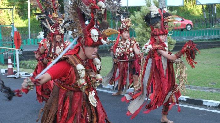 6 Tradisi Unik Suku Minahasa Paling Populer di Indonesia