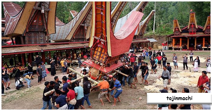 Makna dan Filosofi Rambu Solo